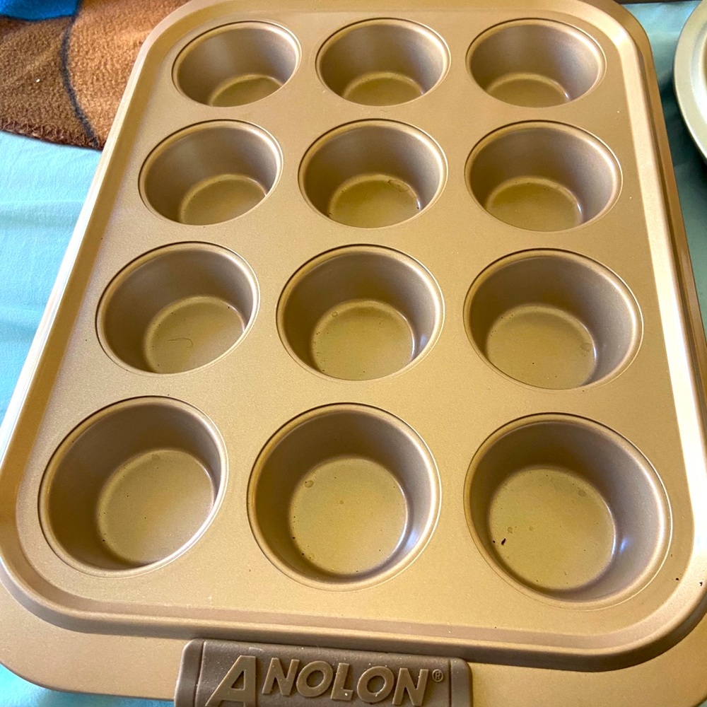 Anolon baking essentials